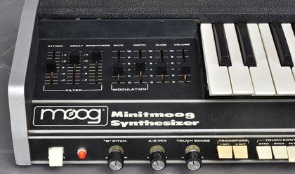 Moog-Minitmoog